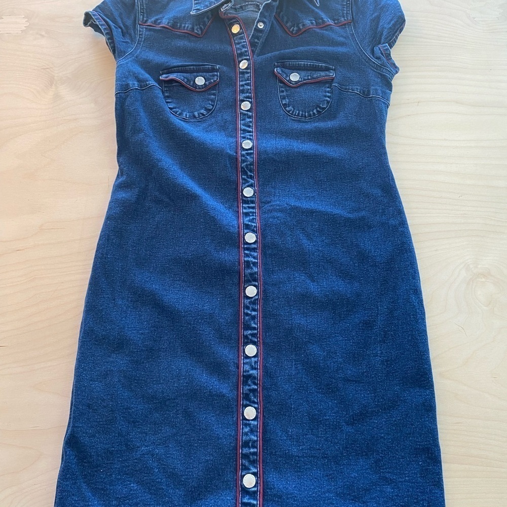 Carolina Blues Jean Dress size 8 (CK)
